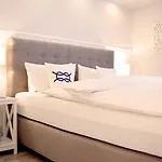 Donau Boardinghouse *