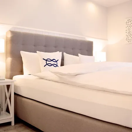 Donau Boardinghouse *